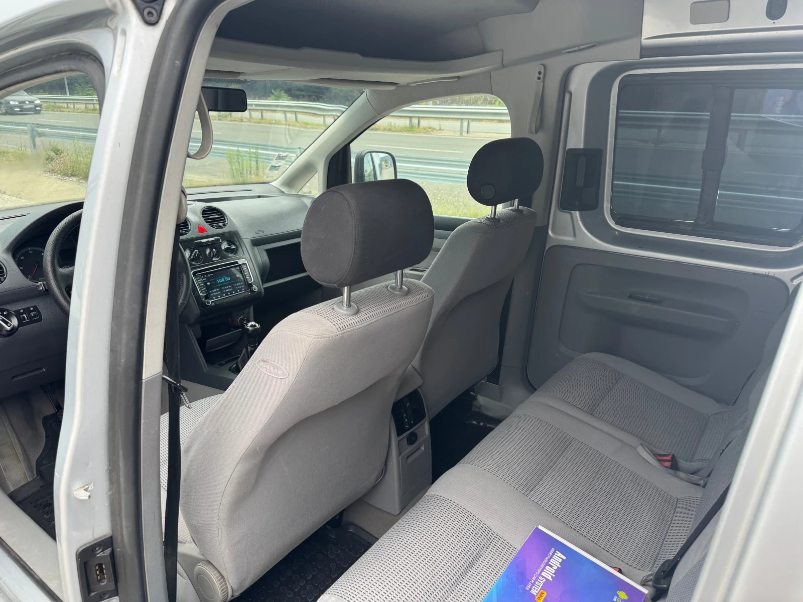 VW Caddy 1.9 TDI - изображение 5