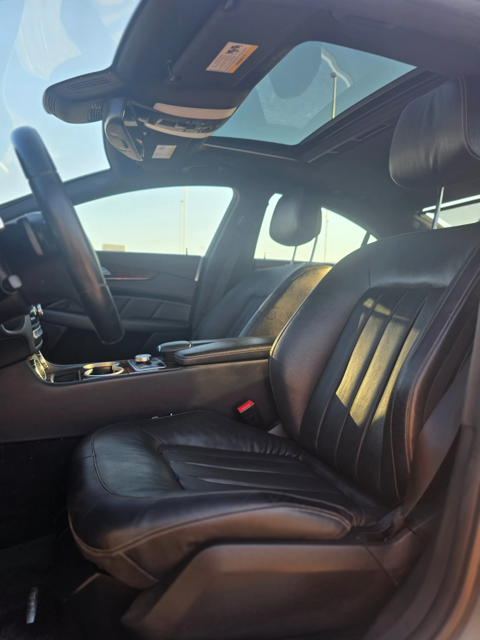 Mercedes-Benz CLS 550 AMG-OPTIC* 4matic  - изображение 8
