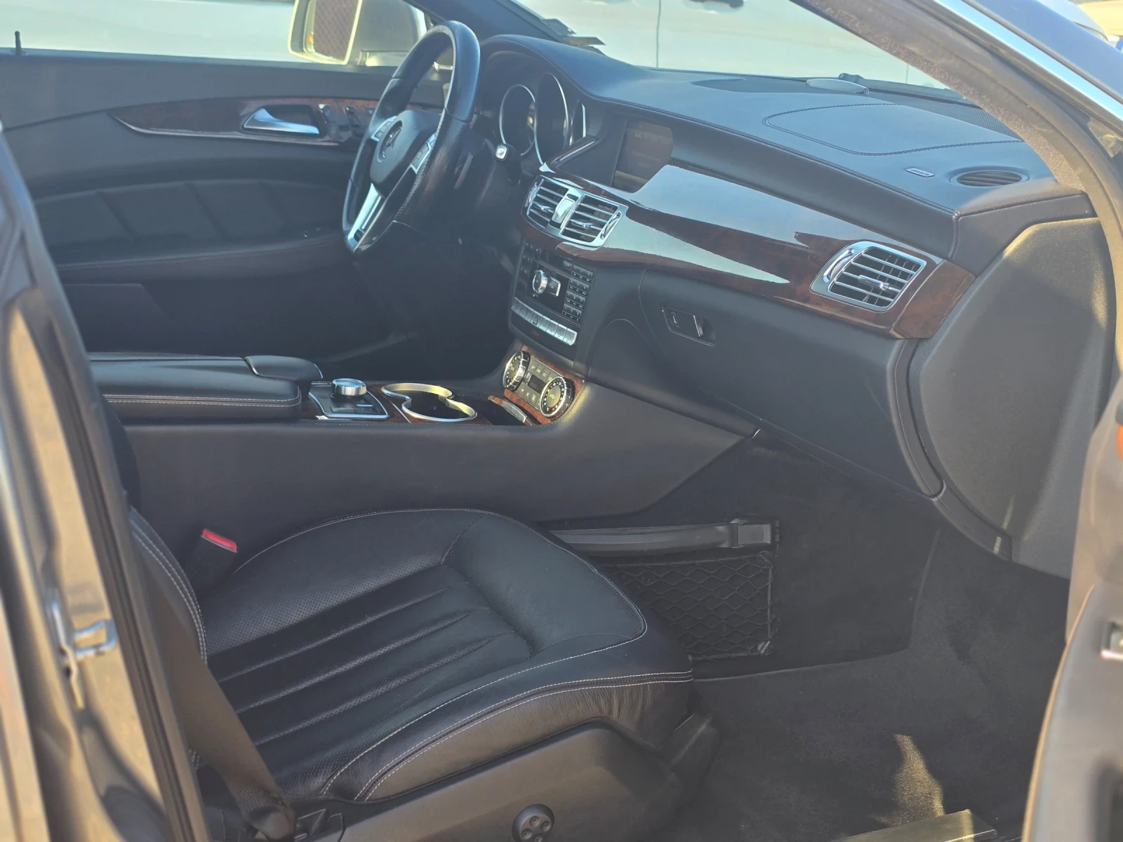 Mercedes-Benz CLS 550 AMG-OPTIC* 4matic  - изображение 9