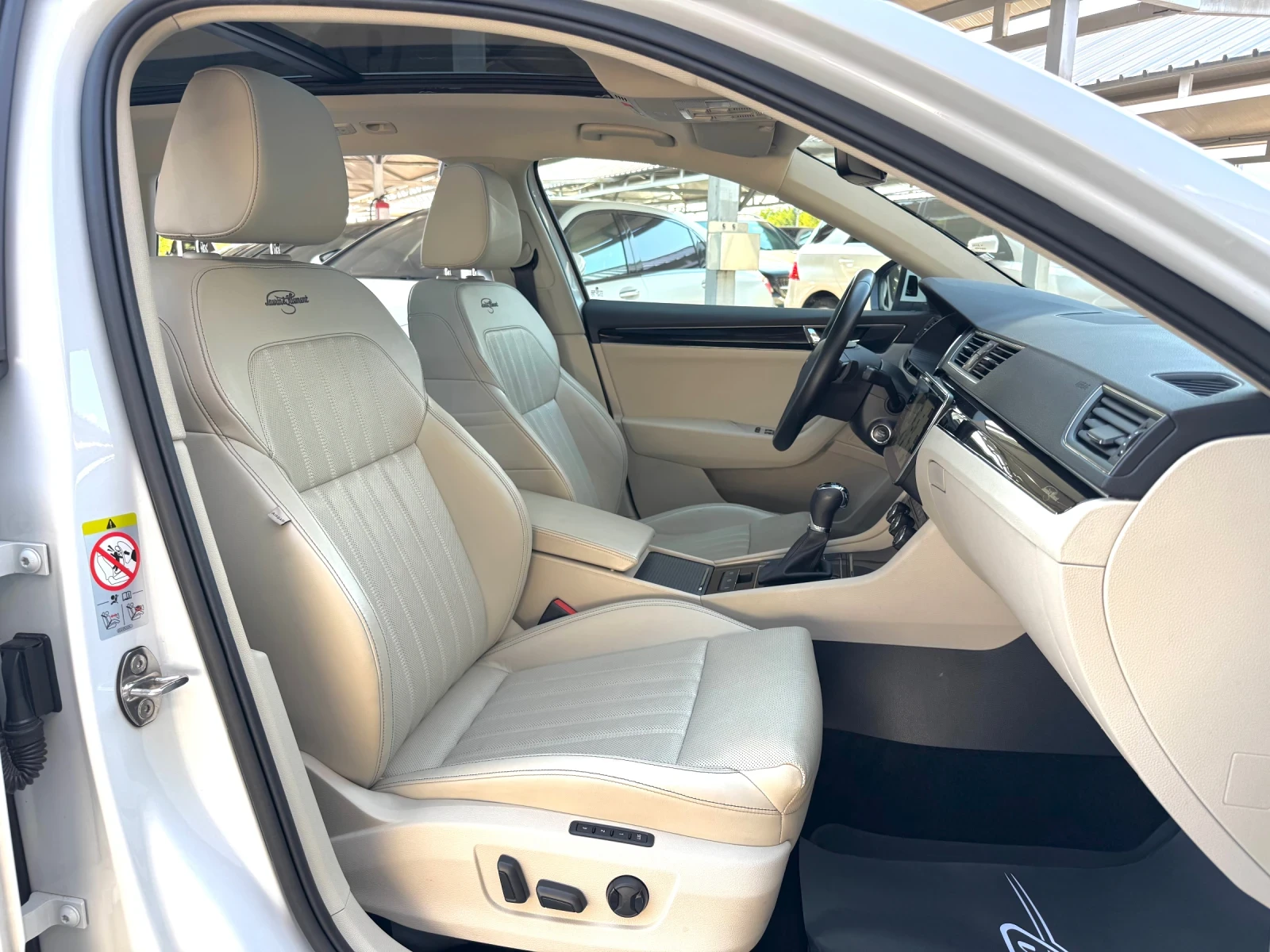 Skoda Superb 2.0TDI#L&K#4x4#PANORAMA#ОБДУХ#DISTR#FULL - изображение 10