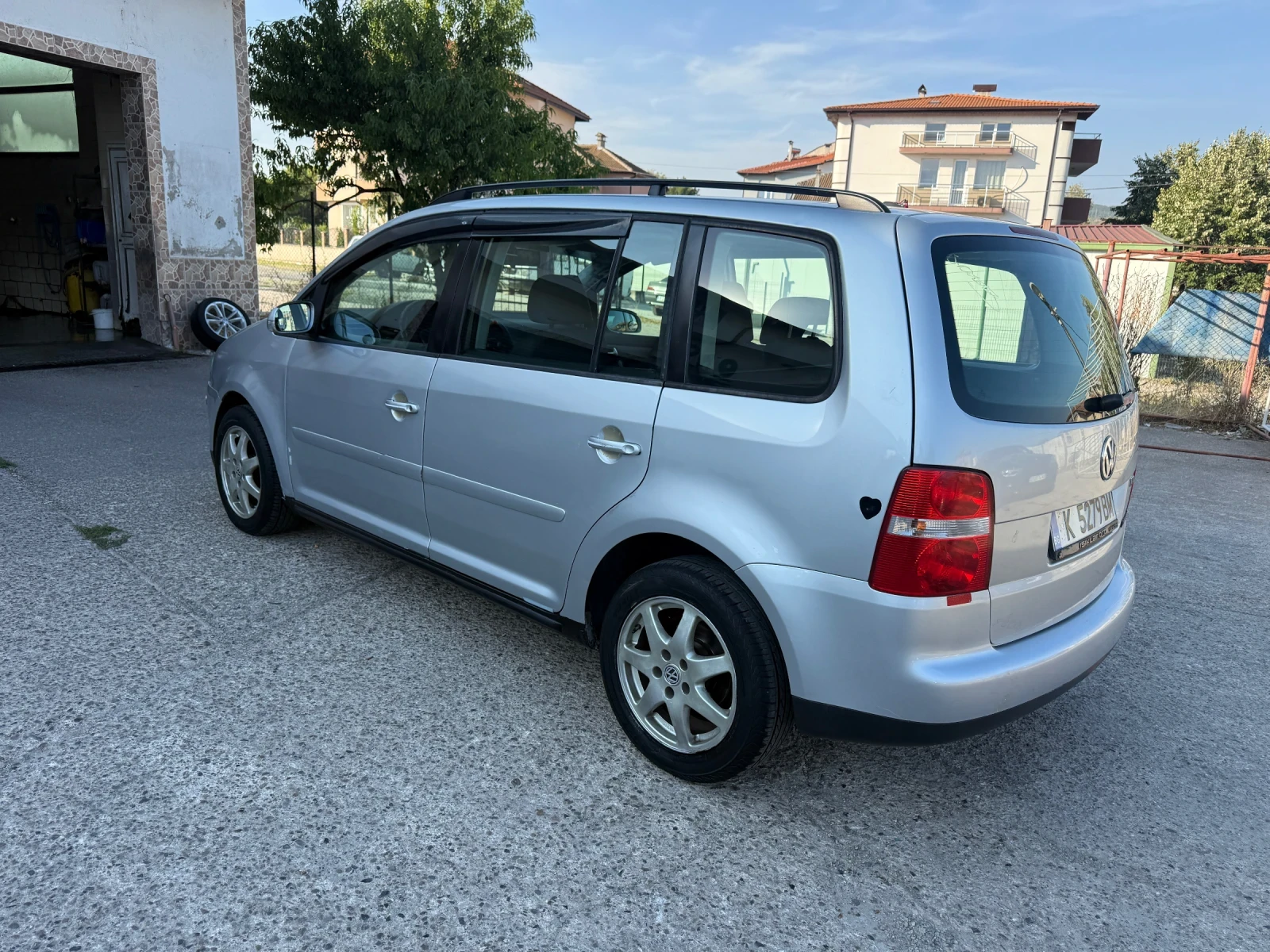 VW Touran  - изображение 4