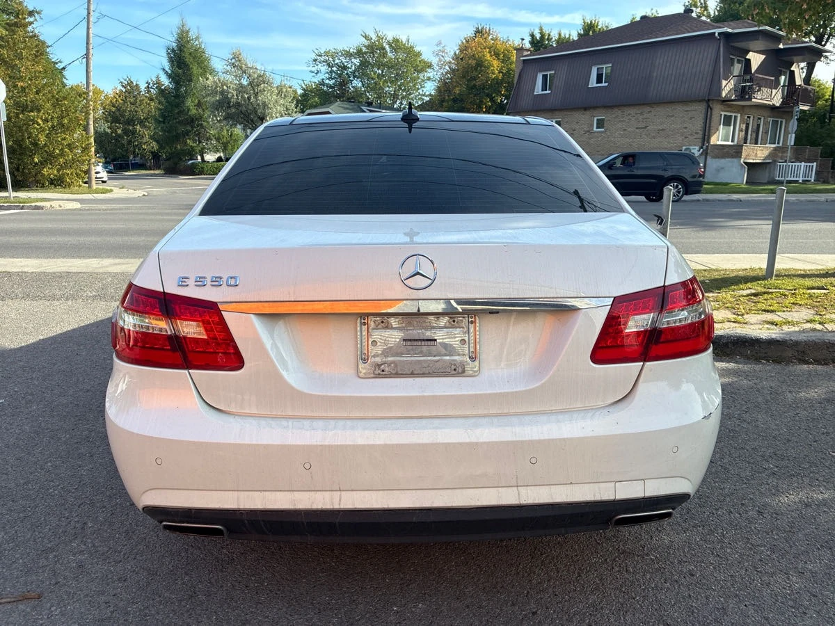 Mercedes-Benz E 500 4MATIC* * CARFAX * * АВТО КРЕДИТ * *  - изображение 4