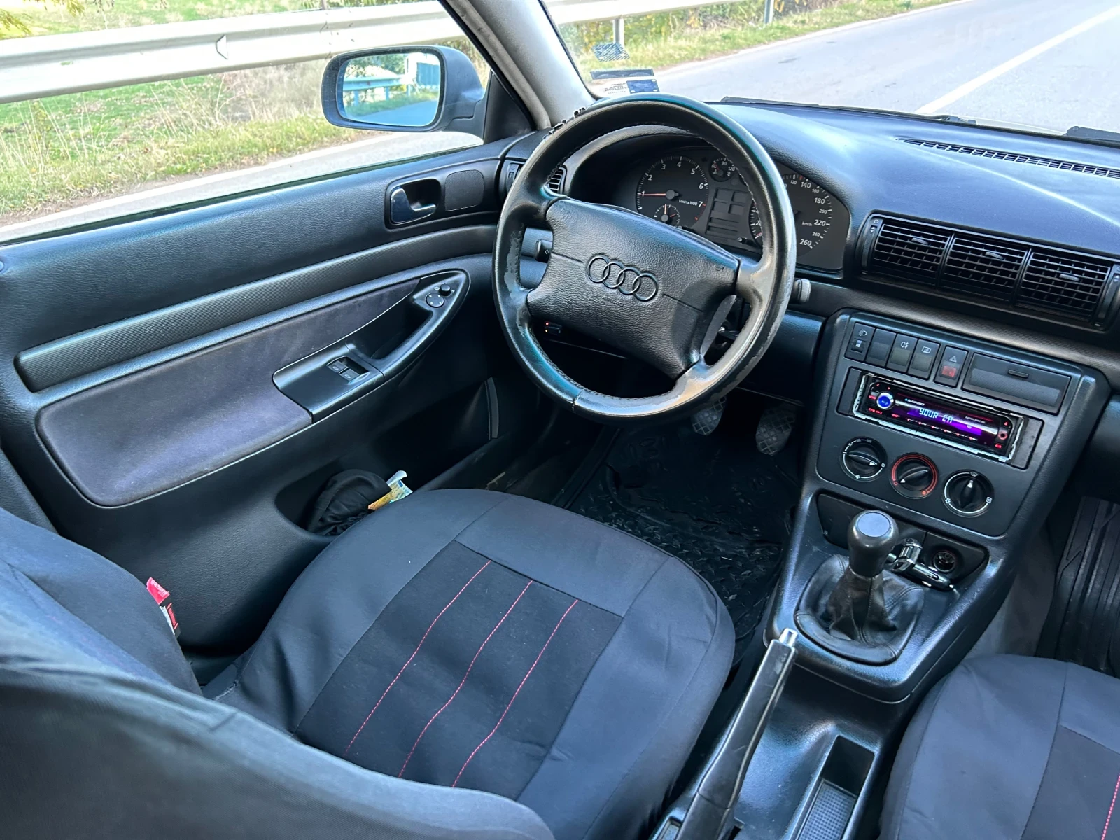 Audi A4 1.6 ГАЗ-БЕНЗИН | Mobile.bg — изображение 8