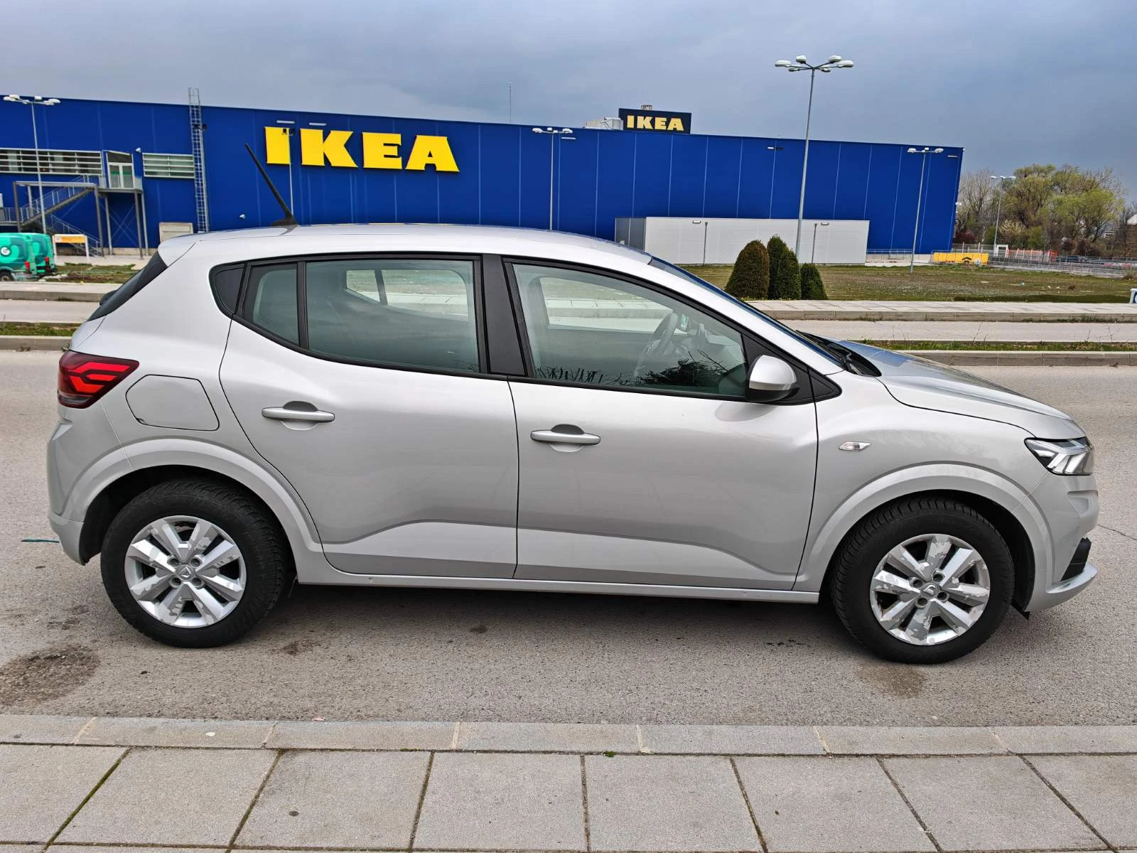 Dacia Sandero 1900лв за получаване, 1.0TCe EcoG ГАЗ - изображение 4