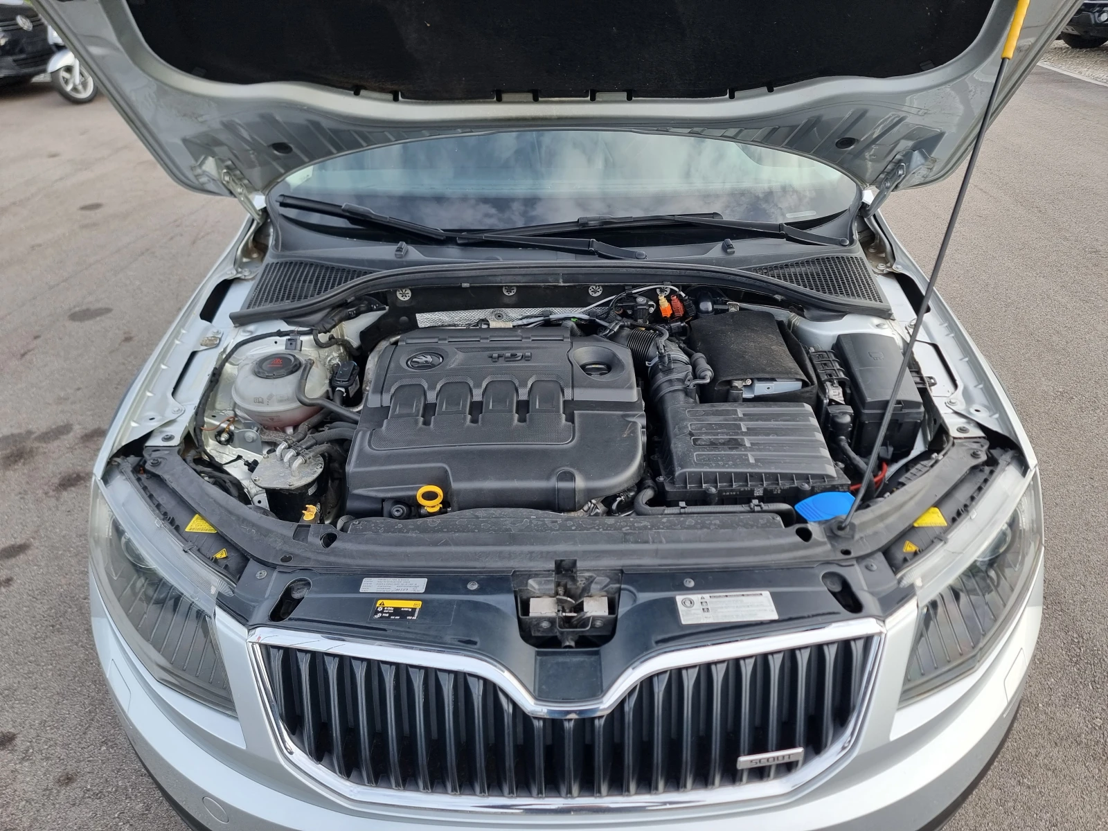 Skoda Octavia 2.0TDI SCOUT | Mobile.bg   17