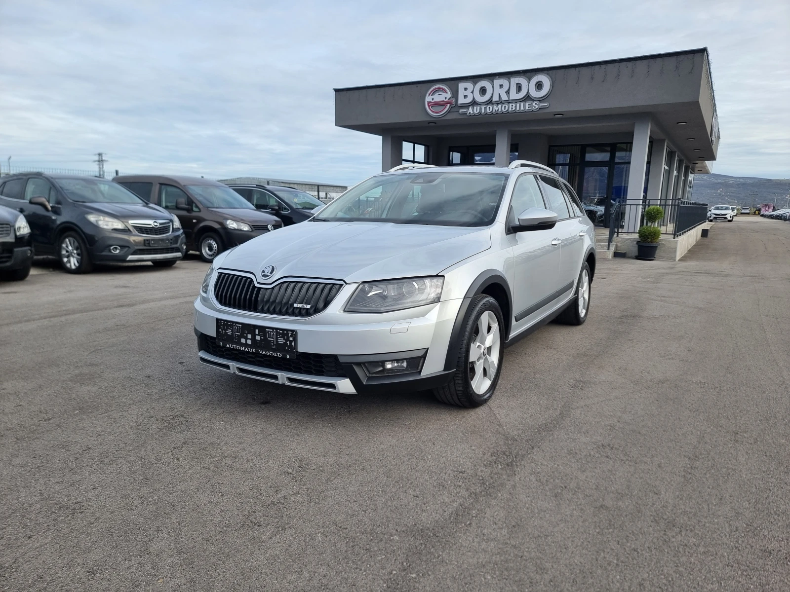 Skoda Octavia 2.0TDI SCOUT | Mobile.bg   2