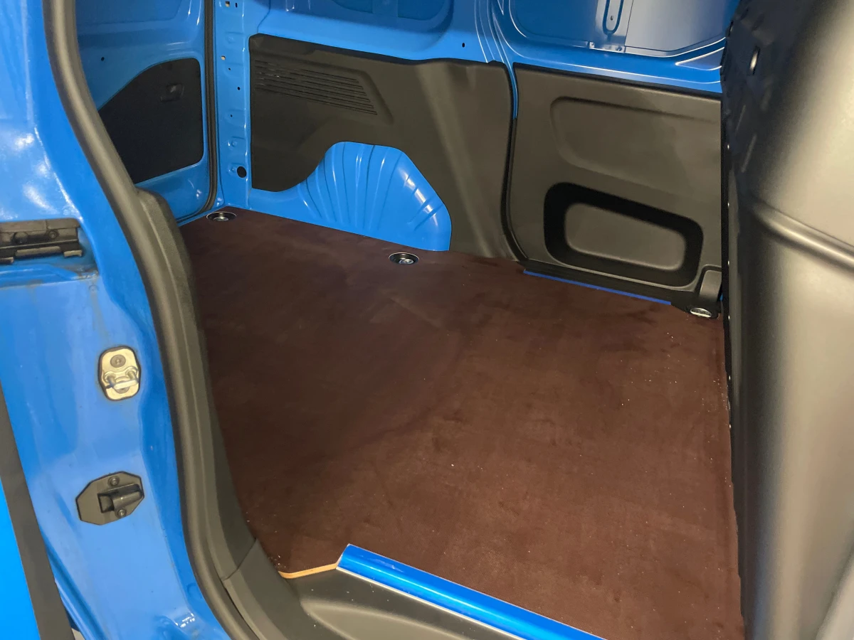 Peugeot Partner Electric, снимка 17 - Автомобили и джипове - 53815280