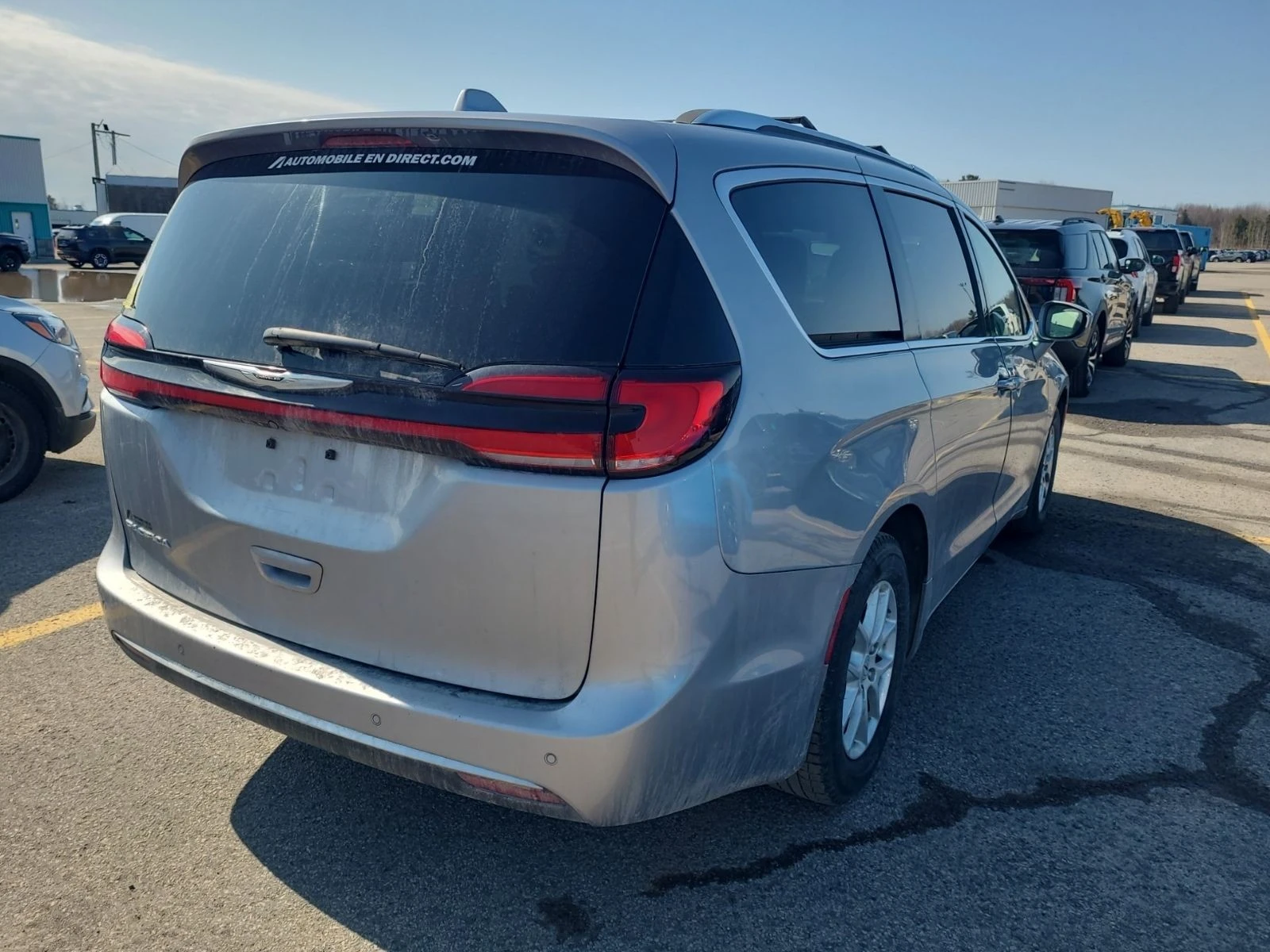 Chrysler Pacifica TOURING-L С РЕГИСТРАЦИЯ & АВТО КРЕДИТ , снимка 3 - Автомобили и джипове - 53907877