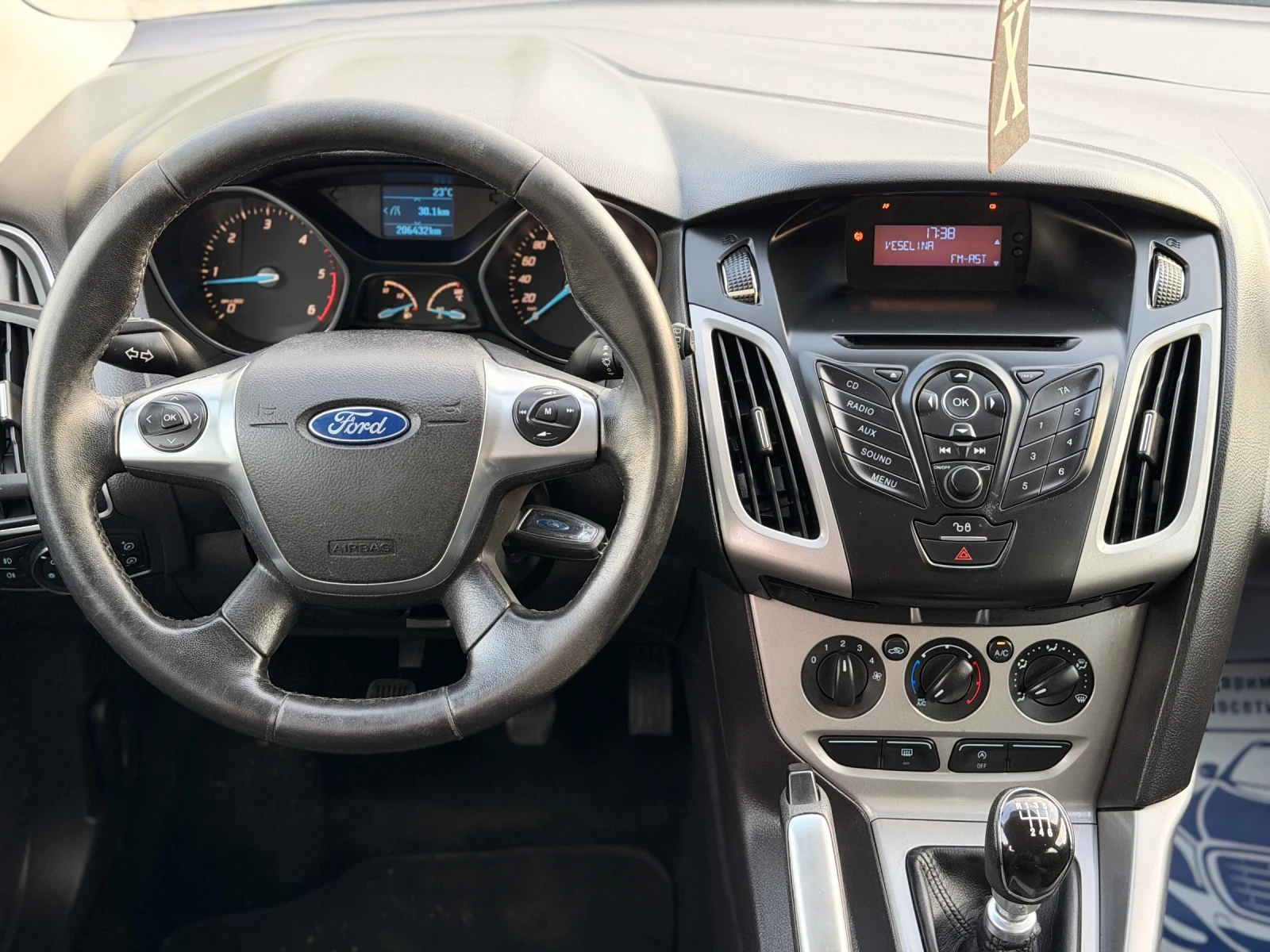 Ford Focus 1.6TDCI/ИТАЛИЯ, снимка 12 - Автомобили и джипове - 54420666