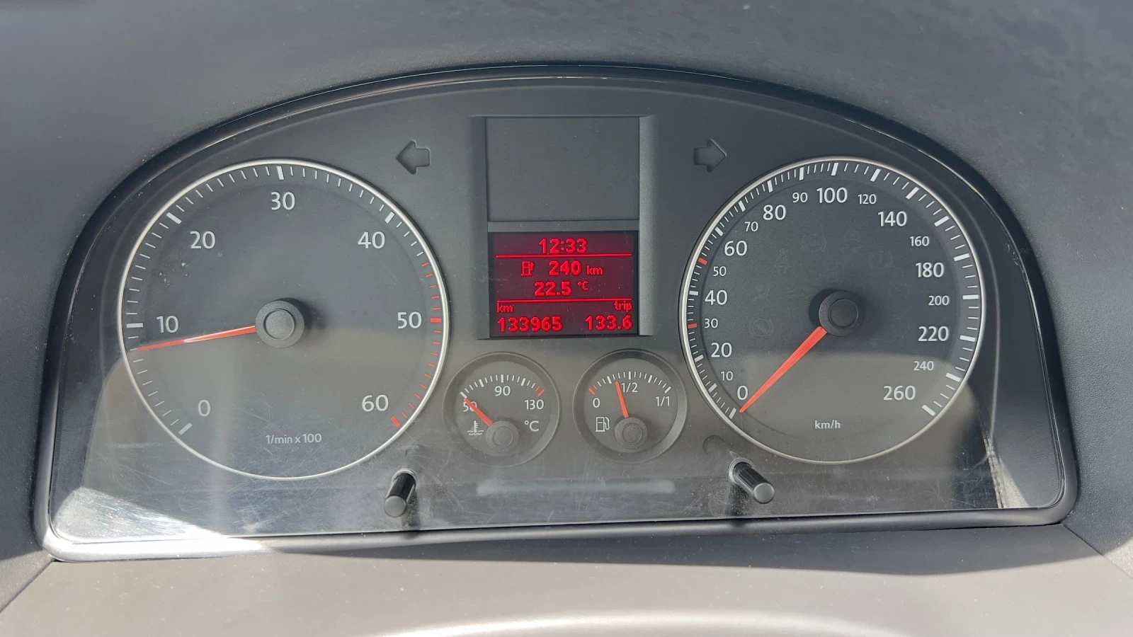 VW Caddy 1.9 TDI 102 коня Макси Климатроник, снимка 12 - Автомобили и джипове - 54607381
