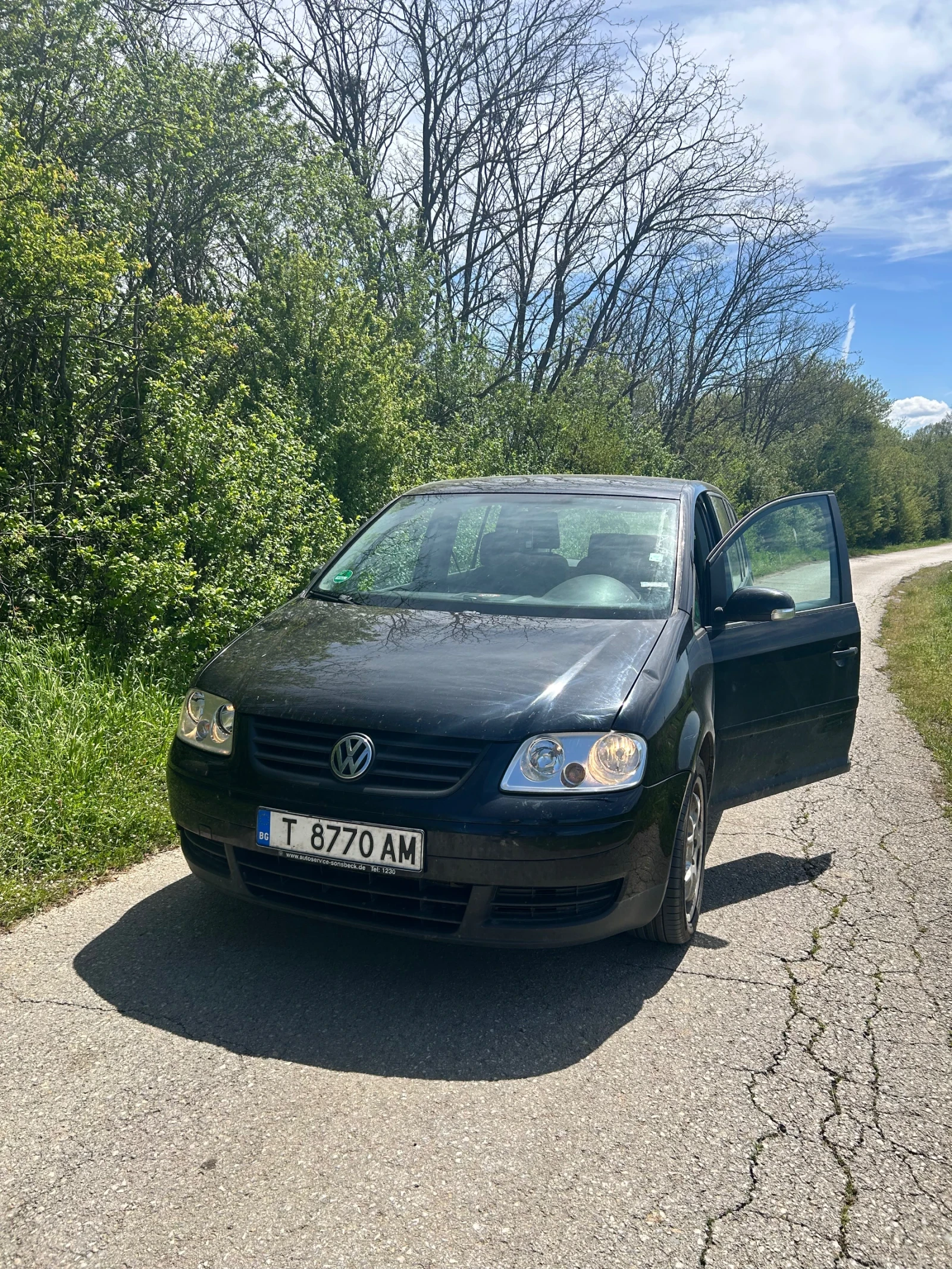 VW Touran 1.9 PD, снимка 3 - Автомобили и джипове - 54640209