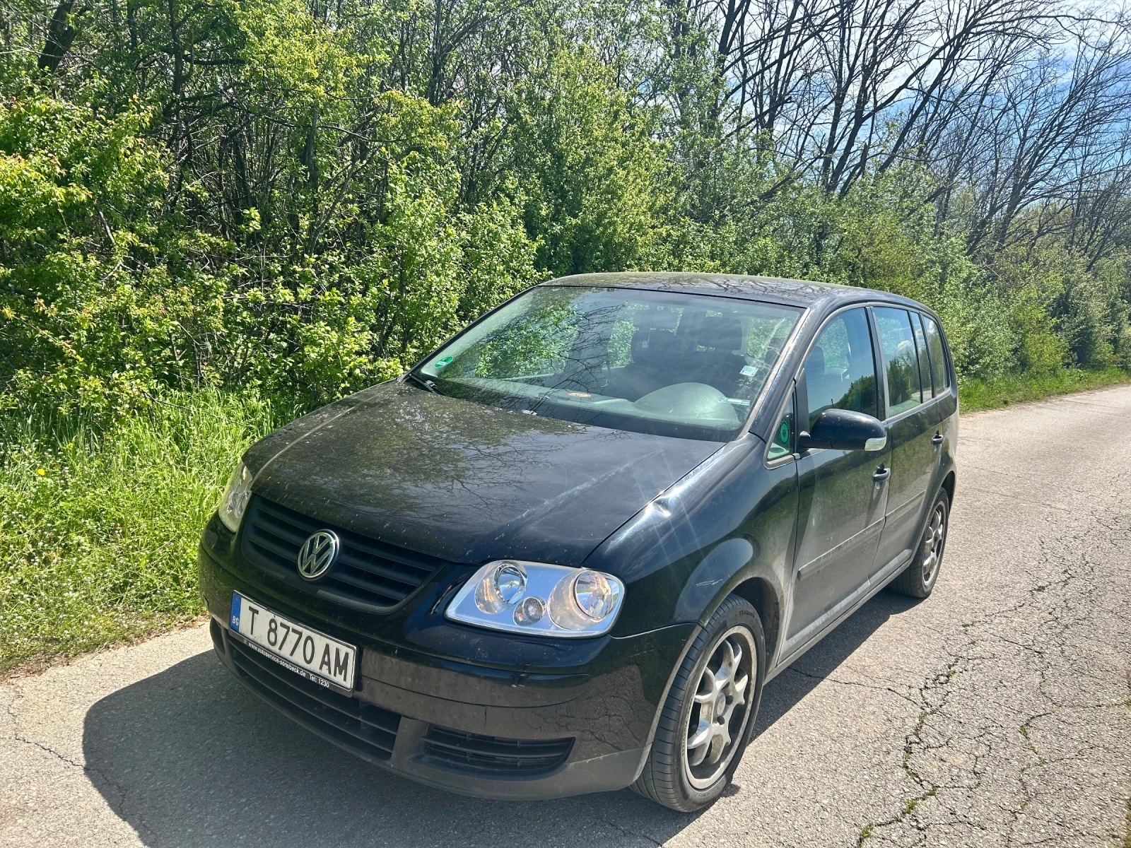VW Touran 1.9 PD, снимка 2 - Автомобили и джипове - 54640209
