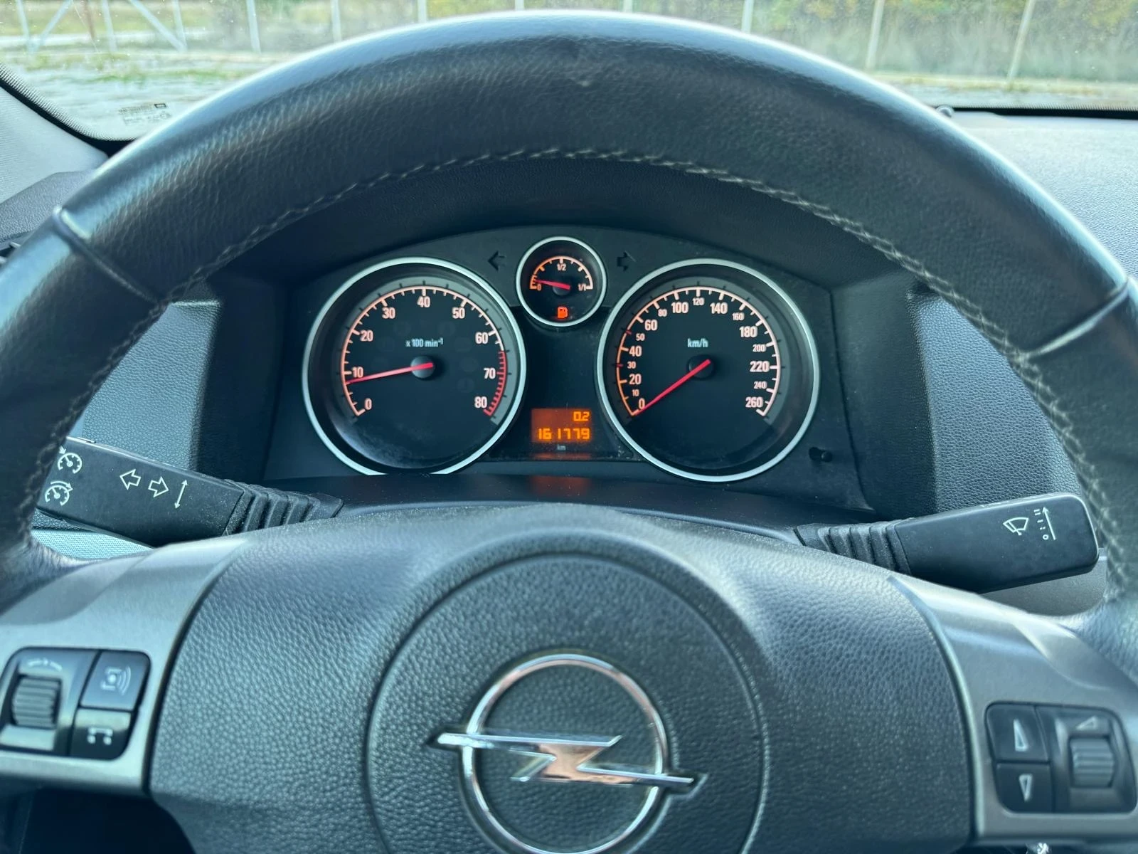Opel Astra 1.6 i, снимка 15 - Автомобили и джипове - 54697486