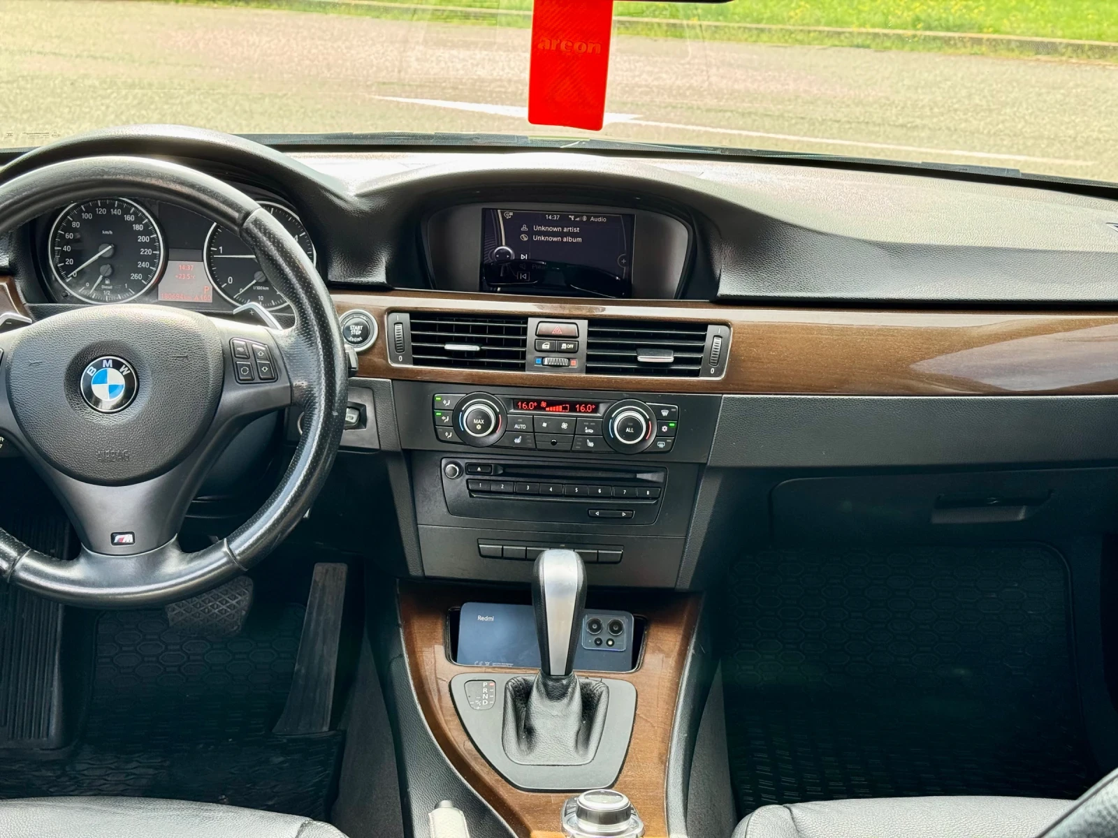 BMW 320 XD/EDITION/FACELIFT, снимка 14 - Автомобили и джипове - 55131044