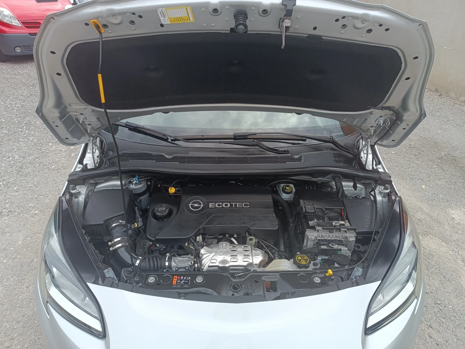 Opel Corsa 1.3CDTI EURO 6B, снимка 14 - Автомобили и джипове - 55212872