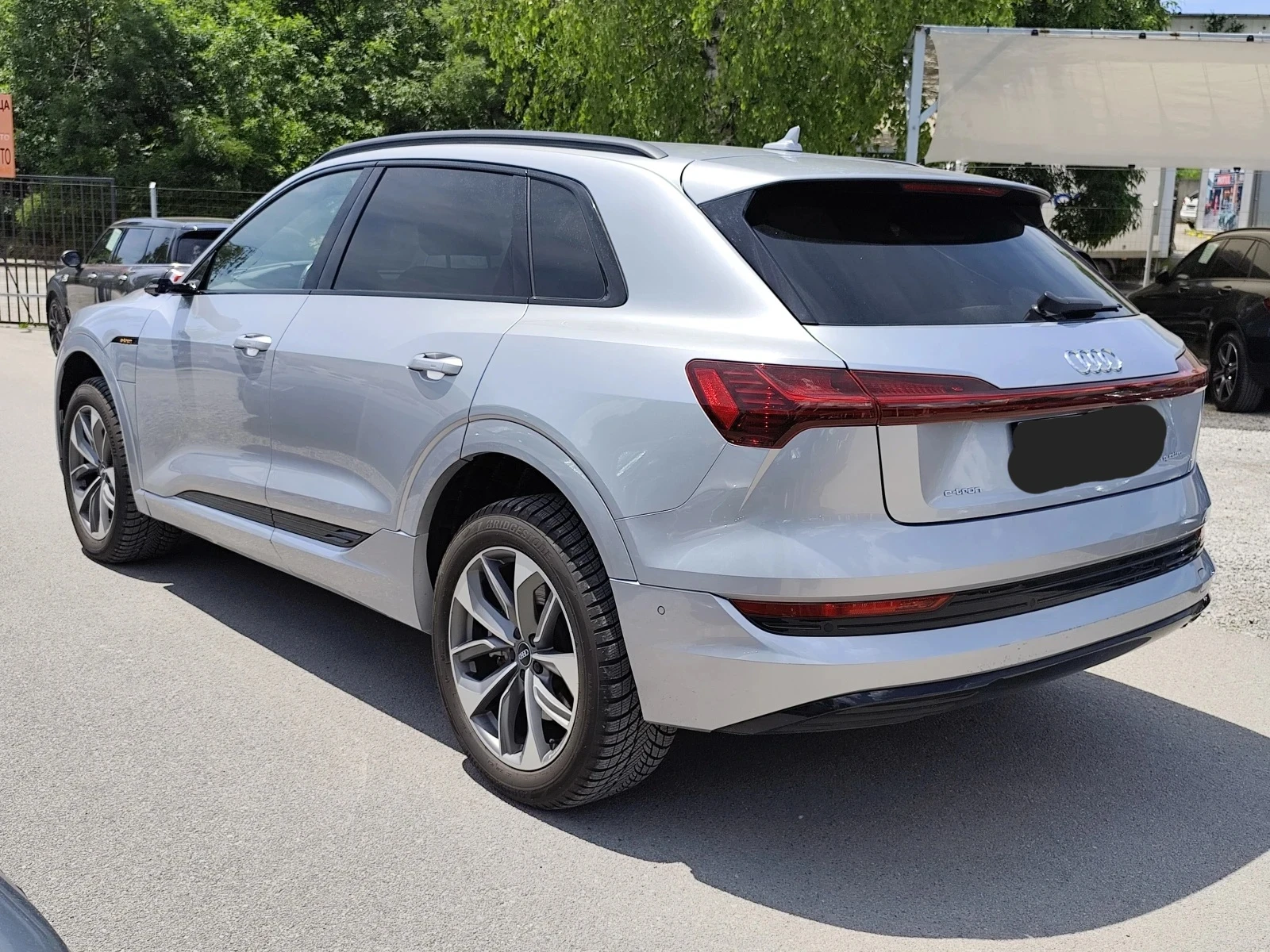 Audi E-Tron S-line, снимка 3 - Автомобили и джипове - 55362606