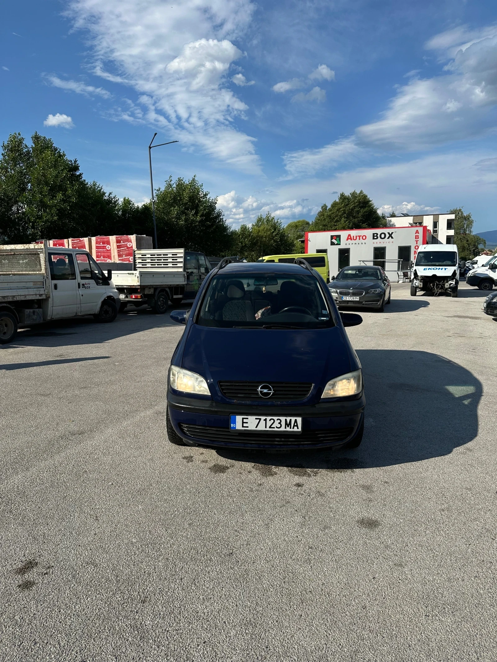 Opel Zafira, снимка 5 - Автомобили и джипове - 55450765