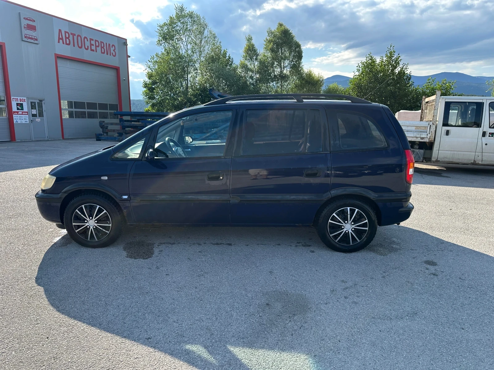 Opel Zafira, снимка 4 - Автомобили и джипове - 55450765
