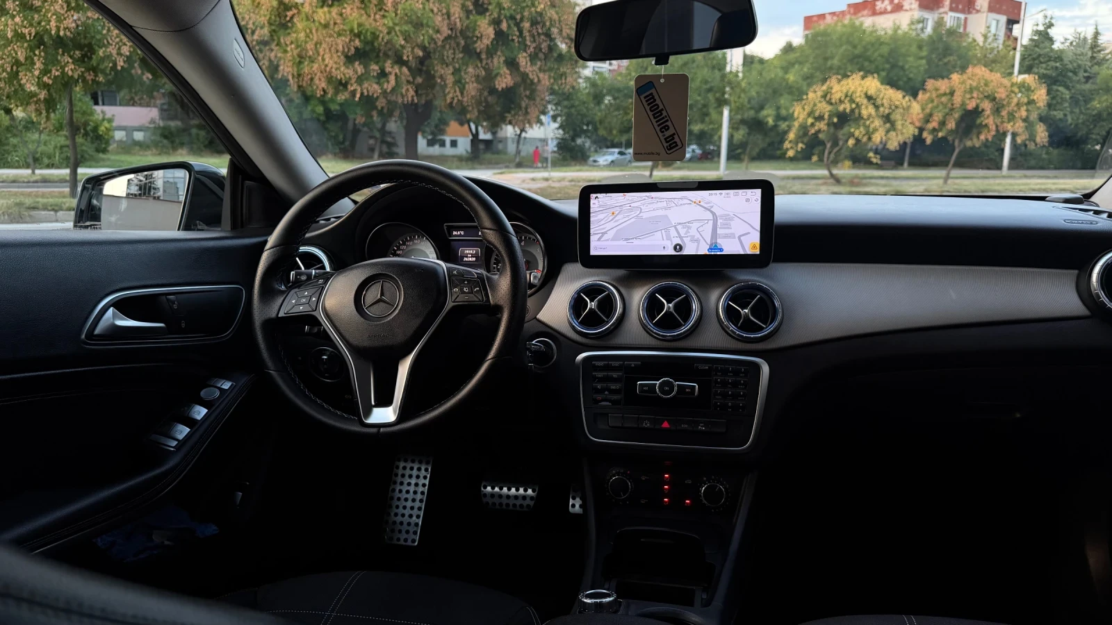 Mercedes-Benz CLA, снимка 12 - Автомобили и джипове - 55717216