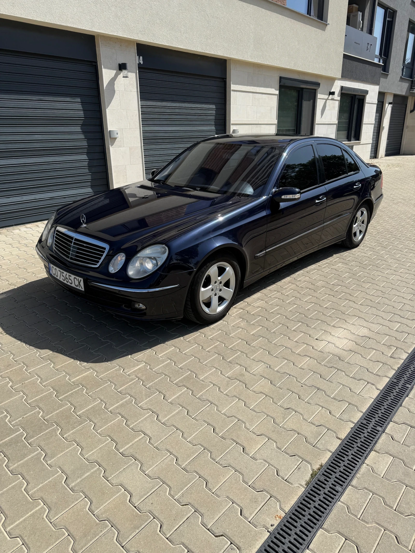 Mercedes-Benz E 280 V6