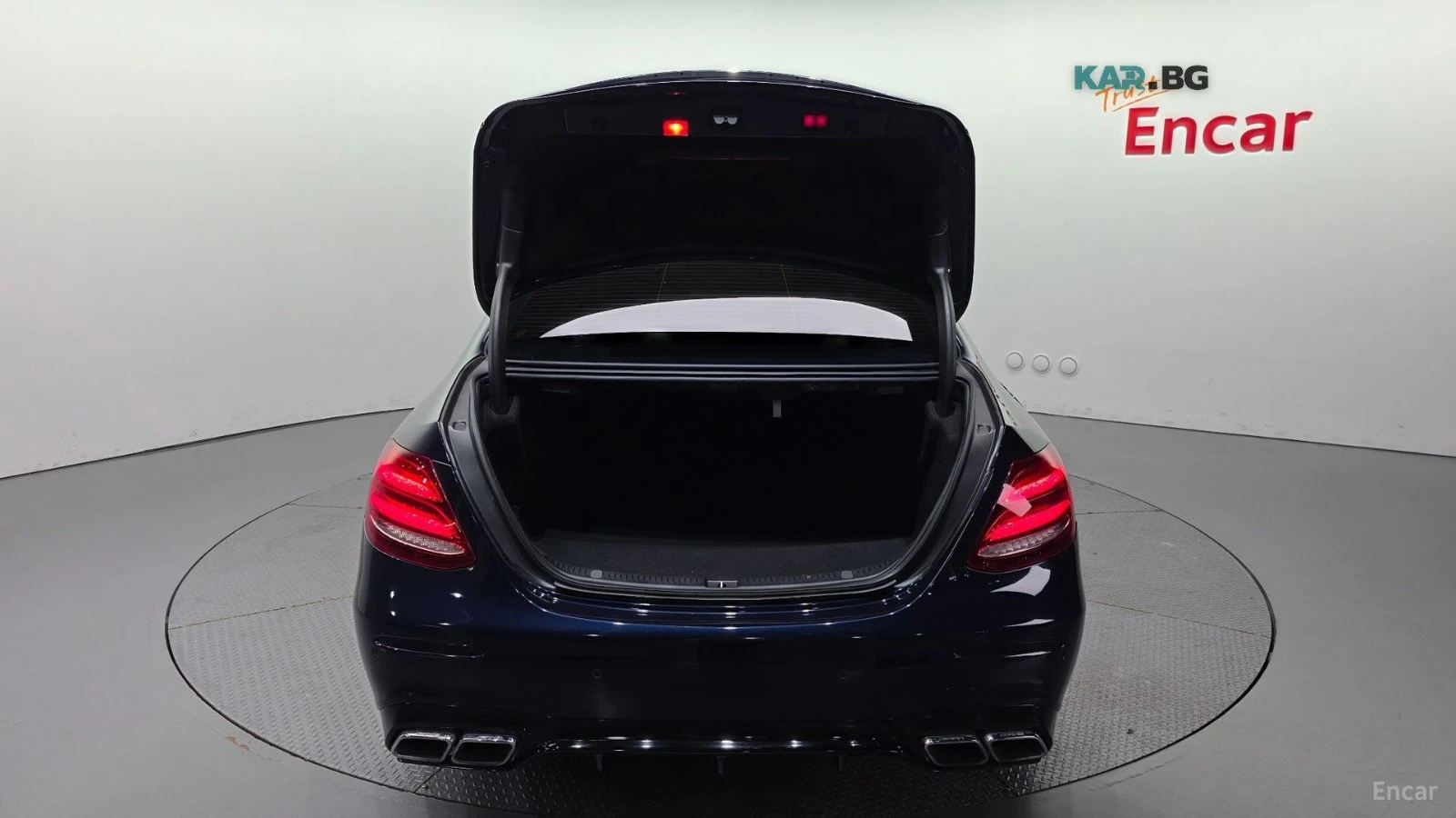 Mercedes-Benz E 63 AMG 4MATIC+ * HUD* 360* ОБДУХВ* НАВИ* ПАНО, снимка 17 - Автомобили и джипове - 56196582