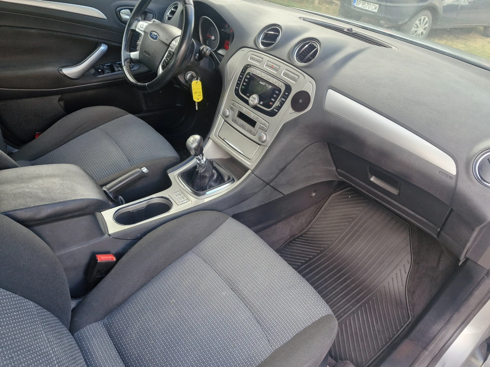 Ford Mondeo 2.0TDCI, снимка 8 - Автомобили и джипове - 56273322
