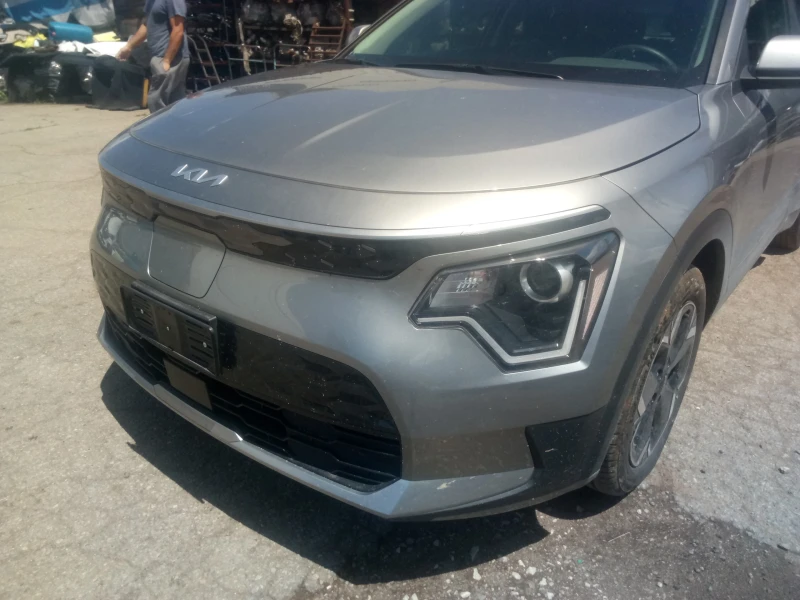 Kia Niro Електрически, снимка 1 - Автомобили и джипове - 46905919