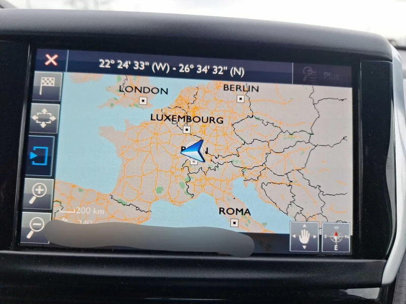 Peugeot 2008 БЕНЗИН* АВТОМАТИК* FACELIFT* ОЧАКВАН* ВНОС* * * , снимка 15 - Автомобили и джипове - 46836592