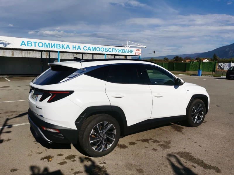 Hyundai Tucson 1.6CRDI - Mild hibrid , снимка 7 - Автомобили и джипове - 47542487