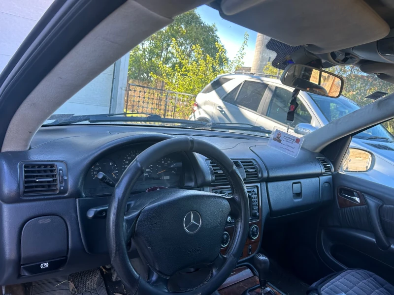 Mercedes-Benz ML 270 270, снимка 10 - Автомобили и джипове - 47671549