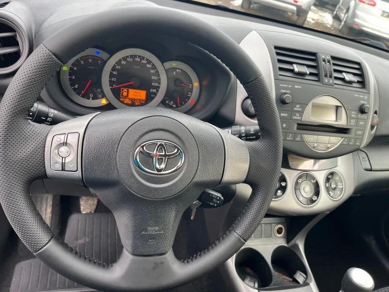 Toyota Rav4 2.2 D CAT 177 кс БАРТЕР , ЛИЗИНГ, снимка 6 - Автомобили и джипове - 48799368