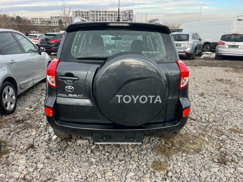 Toyota Rav4 2.2 D CAT 177 кс БАРТЕР , ЛИЗИНГ, снимка 3 - Автомобили и джипове - 48799368