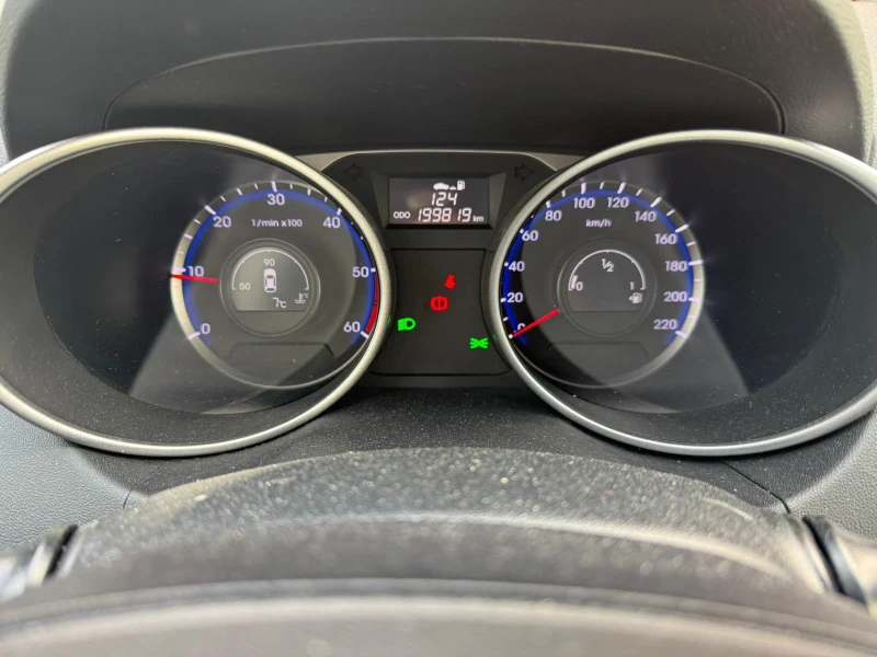 Hyundai IX35 (KATO НОВА), снимка 10 - Автомобили и джипове - 52539046