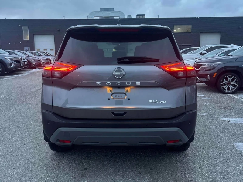 Nissan Rogue * SV * CARFAX * БЕЗ ПЪРВОНАЧАЛНА ВНОСКА, снимка 4 - Автомобили и джипове - 52940537