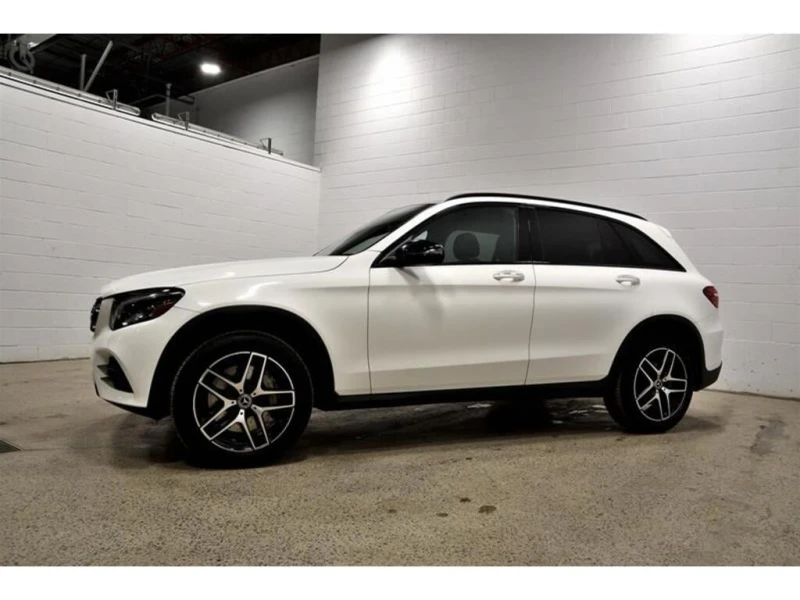 Mercedes-Benz GLC 300 * 4M * CARFAX * БЕЗ ПЪРВОНАЧАЛНА ВНОСКА, снимка 4 - Автомобили и джипове - 52959745