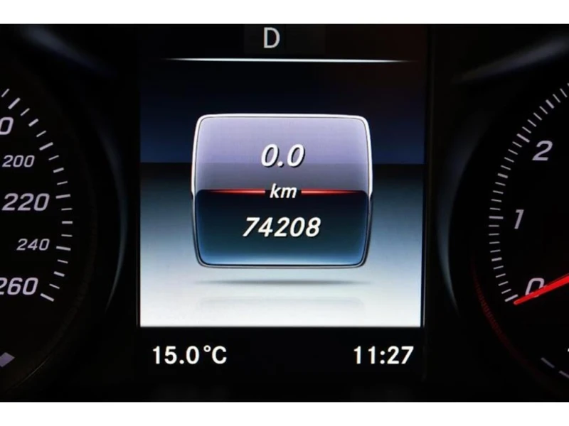 Mercedes-Benz GLC 300 * 4M * CARFAX * БЕЗ ПЪРВОНАЧАЛНА ВНОСКА, снимка 16 - Автомобили и джипове - 52959745