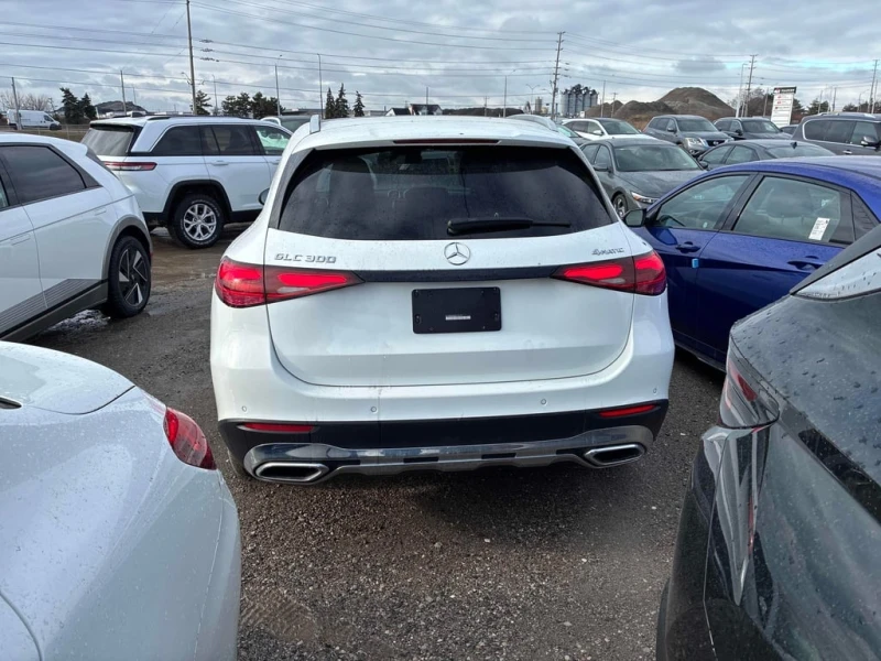 Mercedes-Benz GLC 300 2024 * CARFAX * БЕЗ ПЪРВОНАЧАЛНА ВНОСКА, снимка 5 - Автомобили и джипове - 53123656