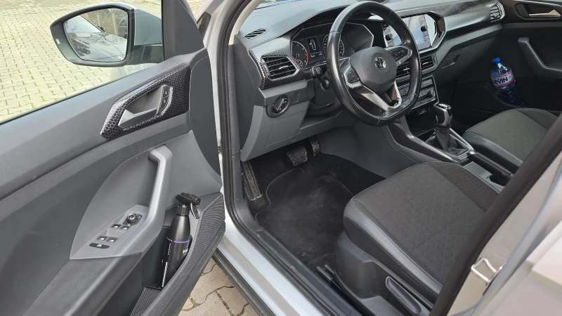 VW T-Cross Style, снимка 16 - Автомобили и джипове - 53139373