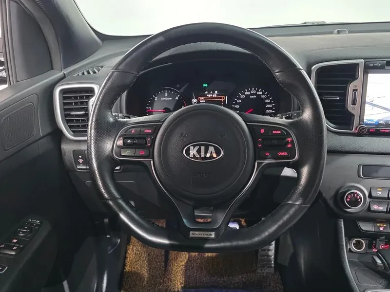 Kia Sportage 1.7 2Wd Noblesse, снимка 13 - Автомобили и джипове - 55789222