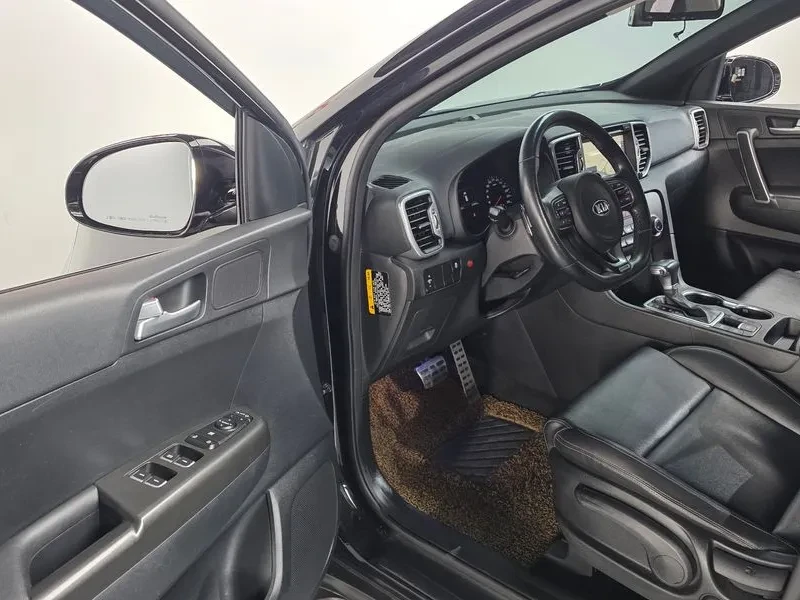 Kia Sportage 1.7 2Wd Noblesse, снимка 11 - Автомобили и джипове - 55789222