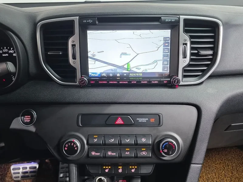Kia Sportage 1.7 2Wd Noblesse, снимка 15 - Автомобили и джипове - 55789222