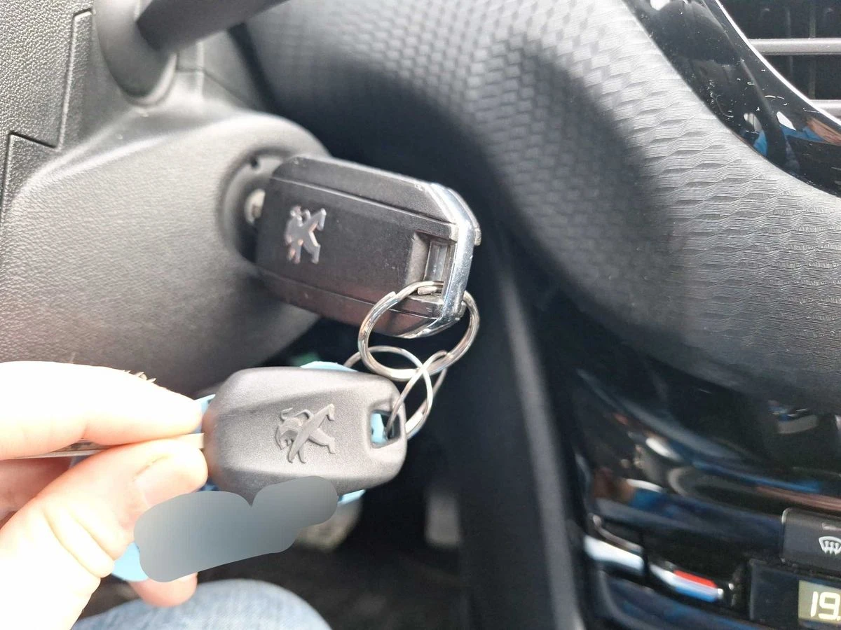 Peugeot 2008 ������* ���������* FACELIFT* �������* ����* * *  | Mobile.bg � ����������� 17