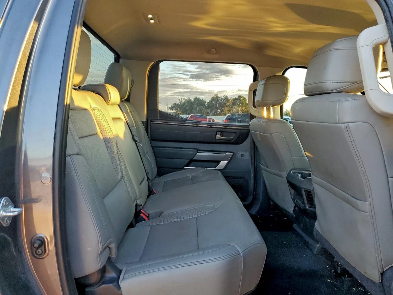 Toyota Tundra * CREWMAX* SR*  | Mobile.bg � ����������� 11