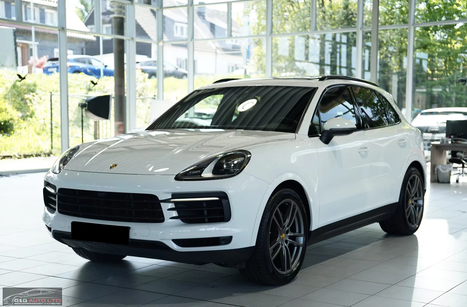 Porsche Cayenne CHRONO/340HP/PANO/360/MEMO/LED/CPLAY/355q