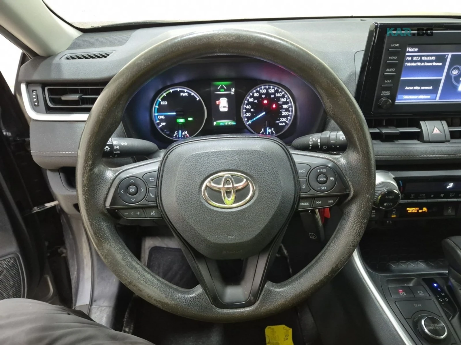 Toyota Rav4 HYBRID LE * AвтоКредит * (ЦЕНА ДО БГ), снимка 11 - Автомобили и джипове - 54826956