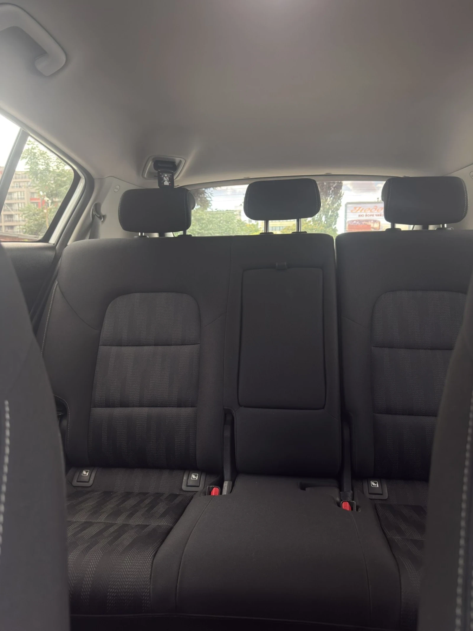 Kia Sportage 1.6 4x4 газ/бензин 177 к.с., снимка 13 - Автомобили и джипове - 55248102