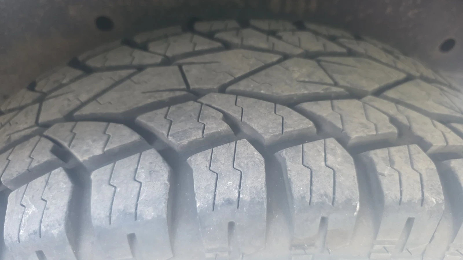 Nissan Terrano 2.7TDI, снимка 5 - Автомобили и джипове - 55730321