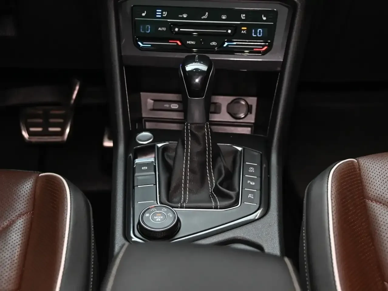 VW Tiguan Allspace R LINE* �����* 7 �����* ��������� ����� | Mobile.bg � ����������� 16