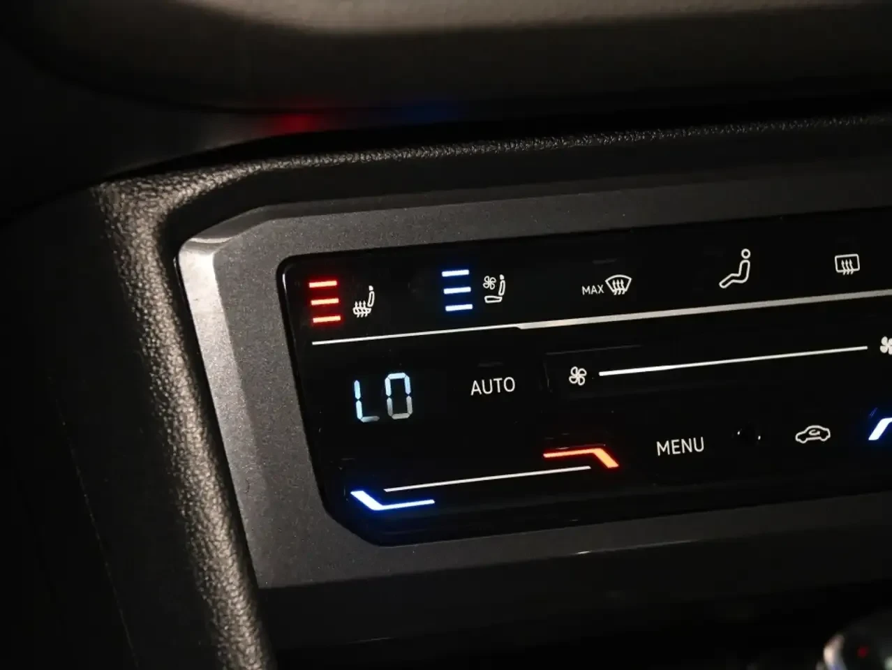 VW Tiguan Allspace R LINE* �����* 7 �����* ��������� ����� | Mobile.bg � ����������� 7
