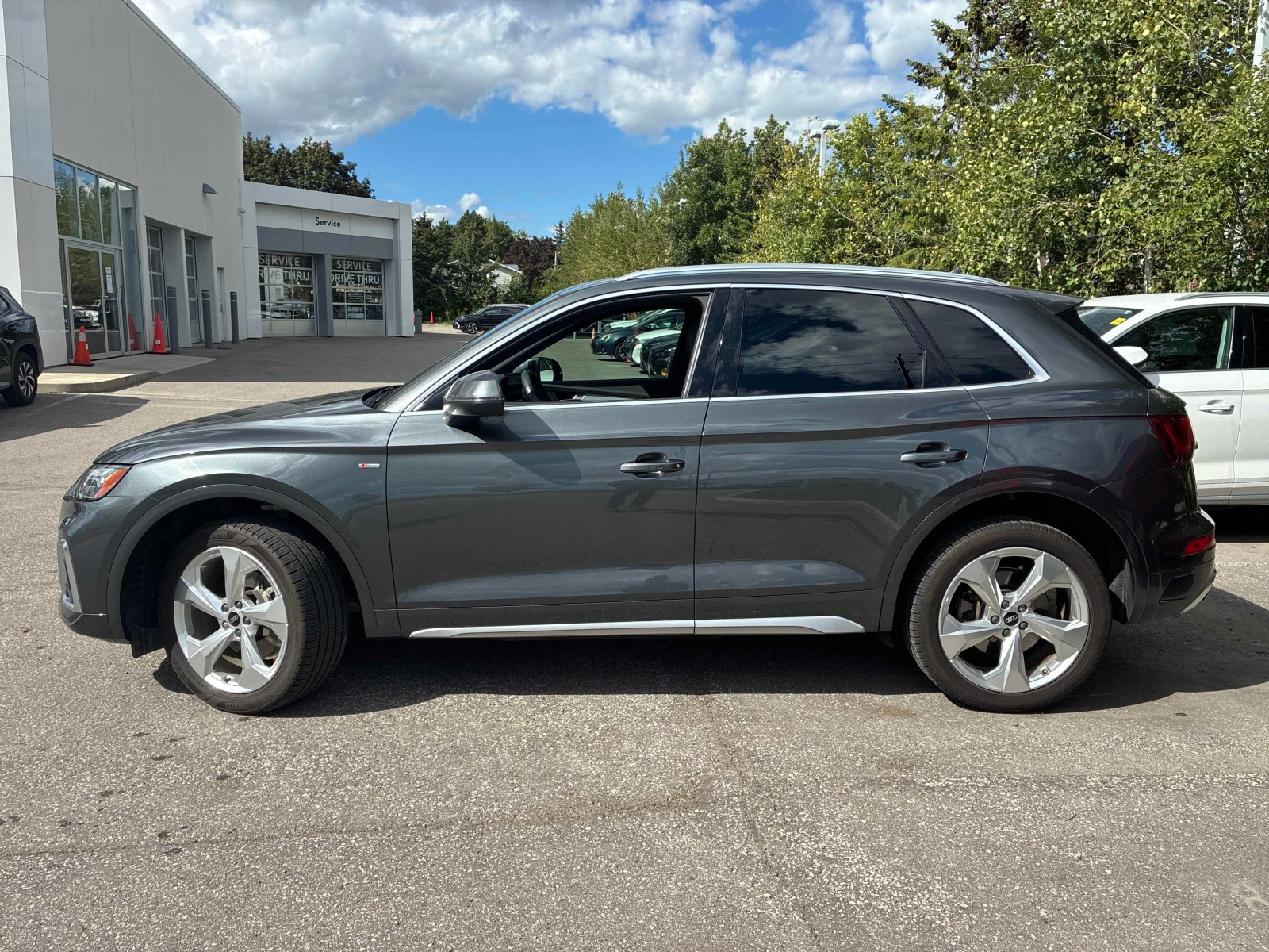 Audi Q5 * Progressiv * АВТОКРЕДИТ БЕЗ ПЪРВОНАЧАЛНА ВНОСКА, снимка 3 - Автомобили и джипове - 55872425
